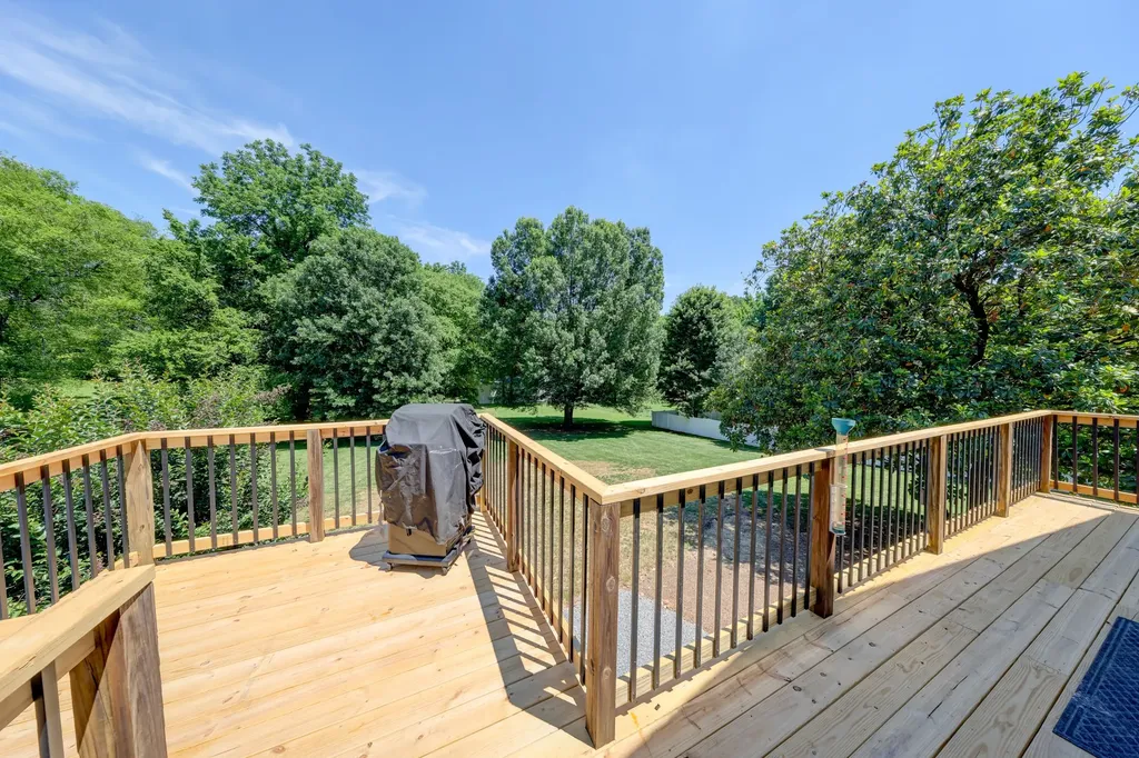 1030 Hillshire Drive Clarksville TN 37043