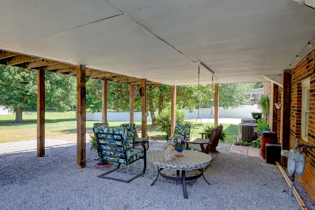 1030 Hillshire Drive Clarksville TN 37043