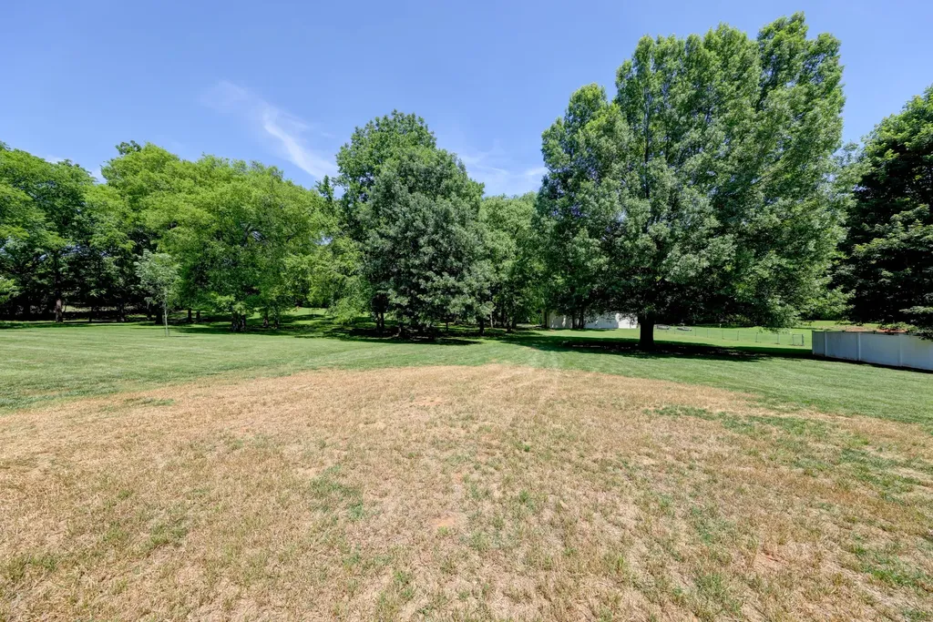 1030 Hillshire Drive Clarksville TN 37043
