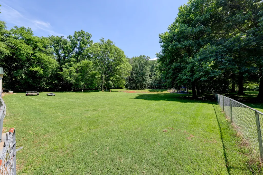 1030 Hillshire Drive Clarksville TN 37043