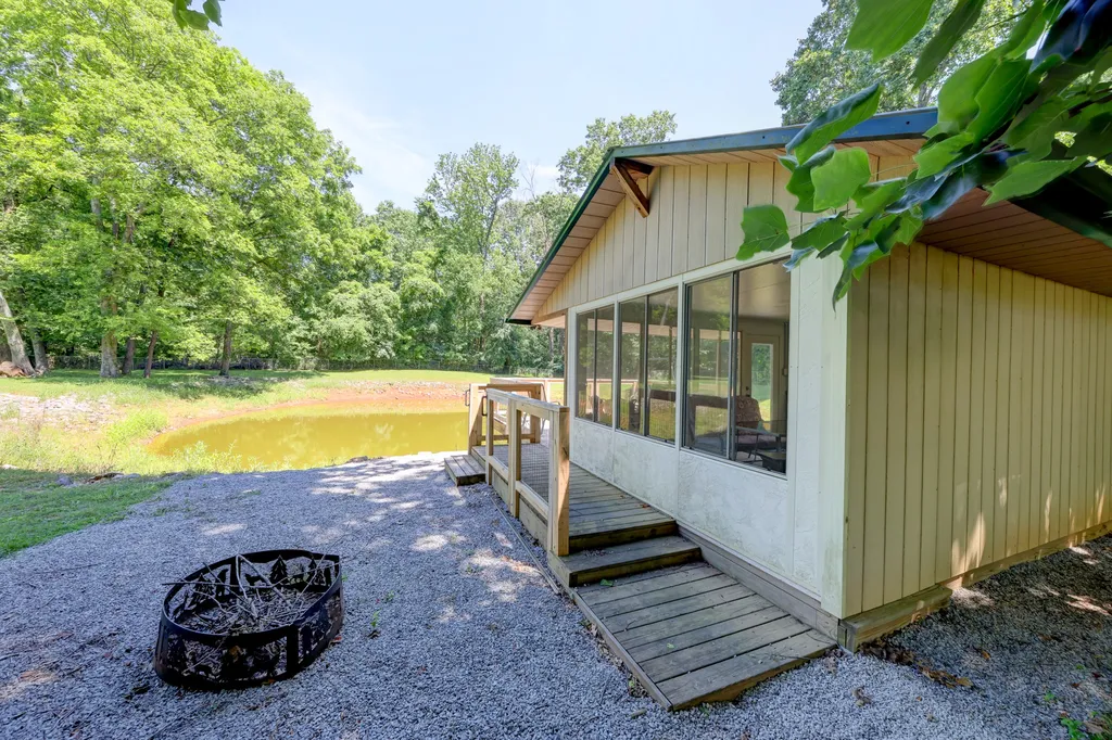 1030 Hillshire Drive Clarksville TN 37043