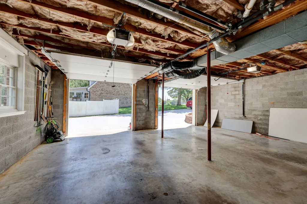 1030 Hillshire Drive Clarksville TN 37043
