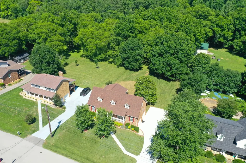 1030 Hillshire Drive Clarksville TN 37043