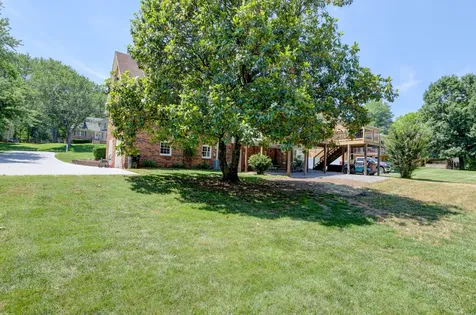 1030 Hillshire Drive Clarksville TN 37043