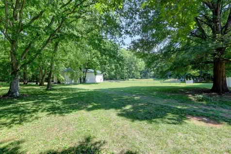 1030 Hillshire Drive Clarksville TN 37043