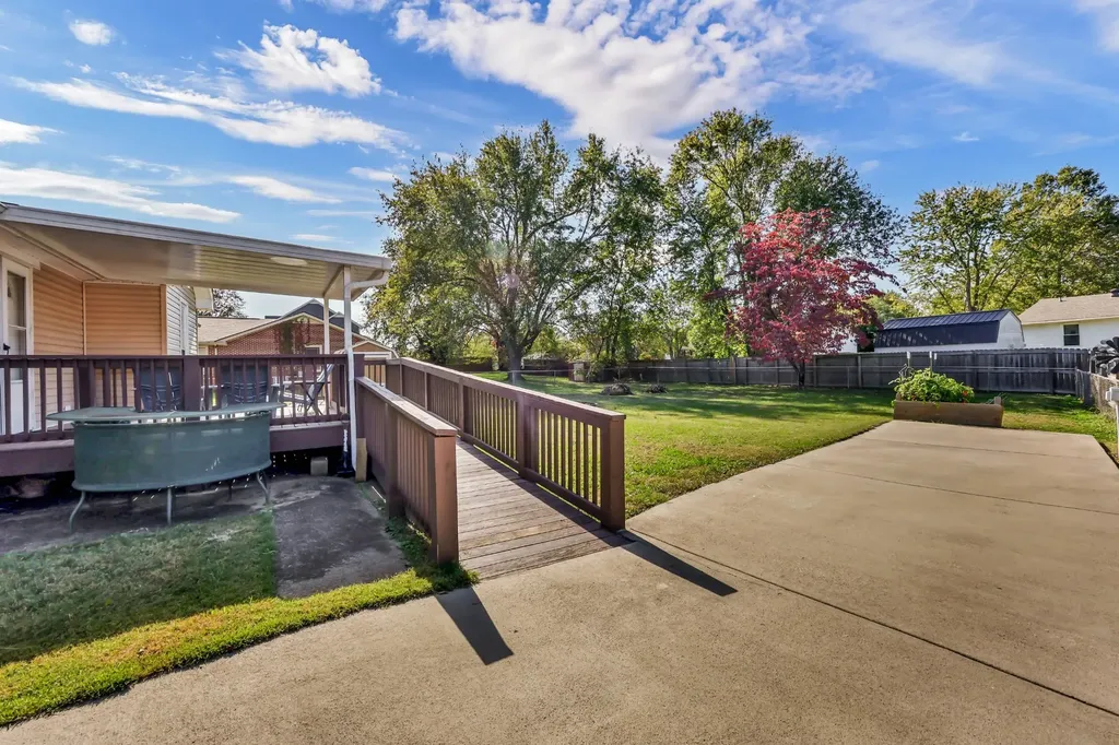 304 Buckingham Place Clarksville TN 37042