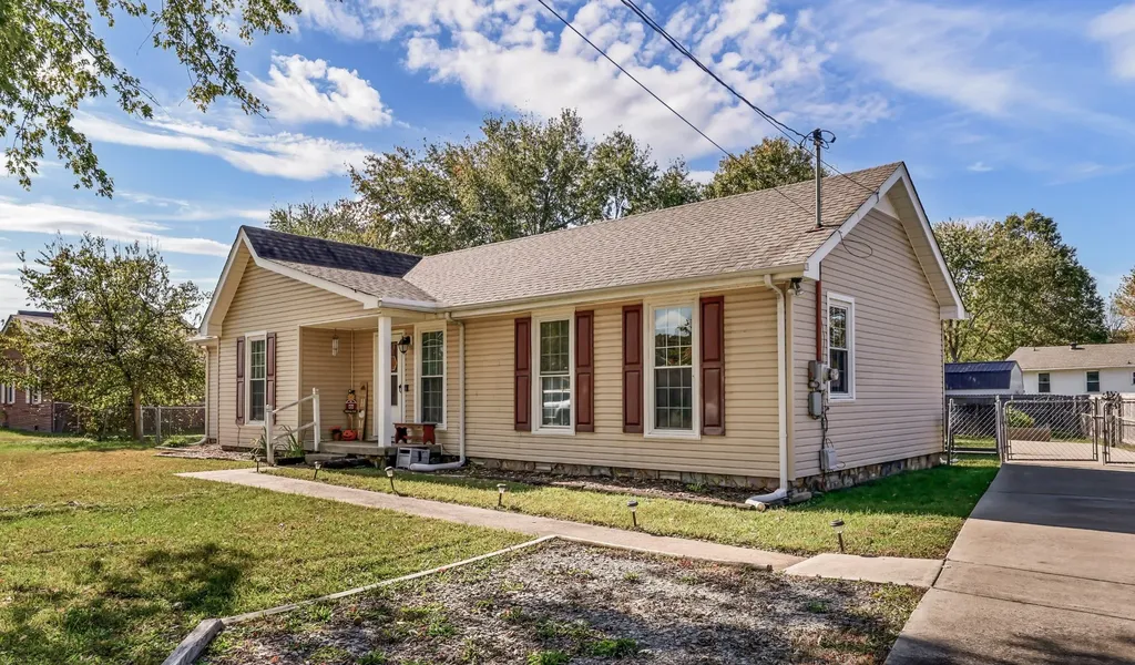 304 Buckingham Place Clarksville TN 37042
