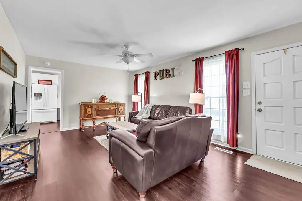304 Buckingham Place Clarksville TN 37042