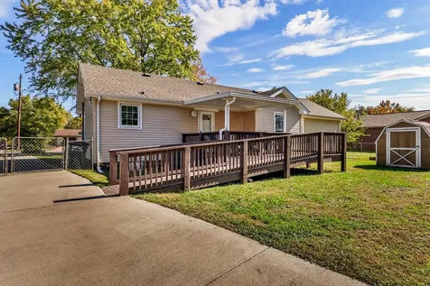 304 Buckingham Place Clarksville TN 37042