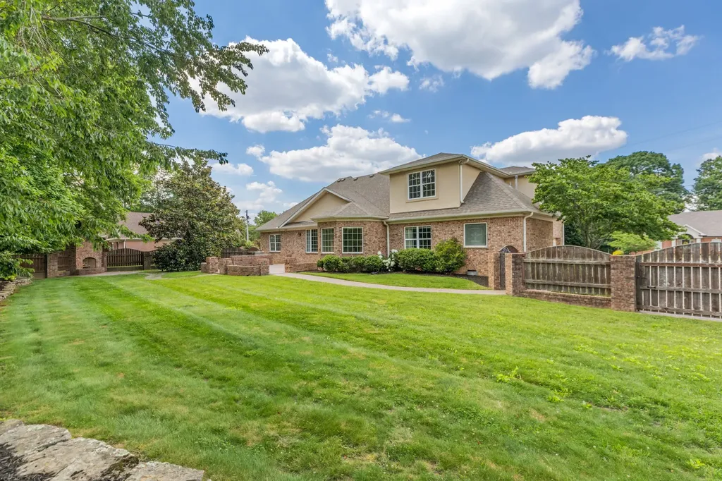 116 Millstone Way White House TN 37188