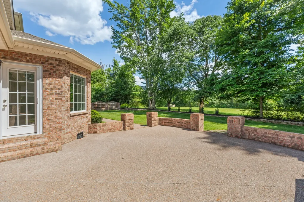 116 Millstone Way White House TN 37188