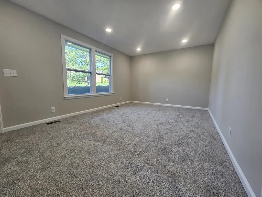 258 Indian Lake Road Hendersonville TN 37075