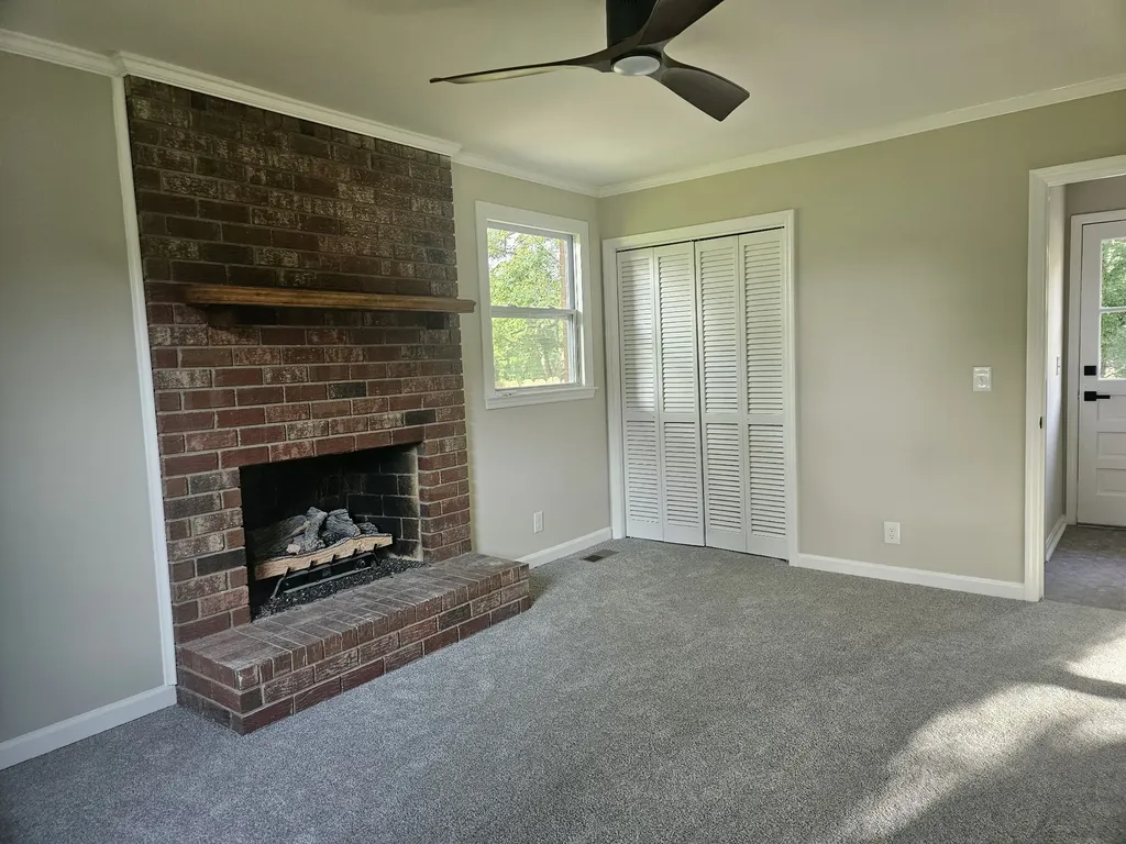 258 Indian Lake Road Hendersonville TN 37075