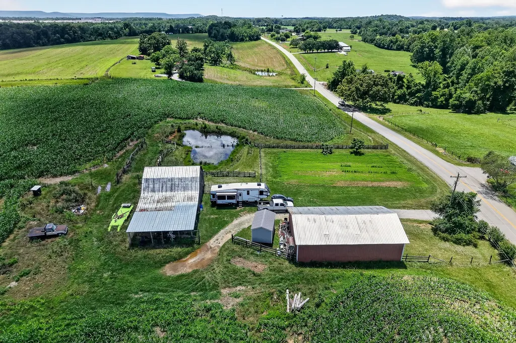2531 Old Well Road Morrison TN 37357
