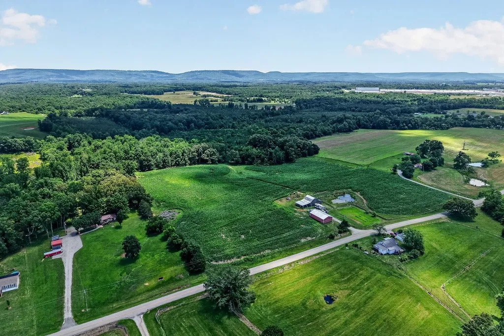 2531 Old Well Road Morrison TN 37357