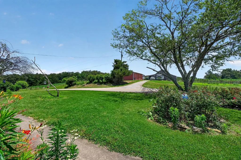 2531 Old Well Road Morrison TN 37357