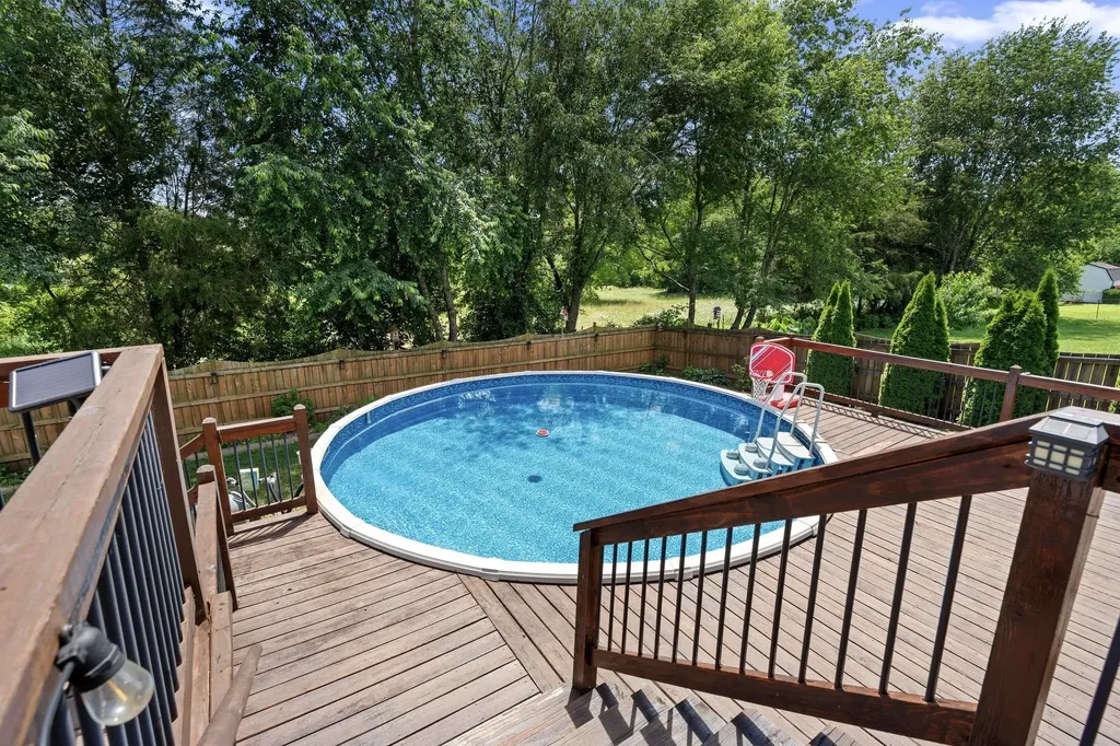 1925 Sheffield Lane Columbia TN 38401