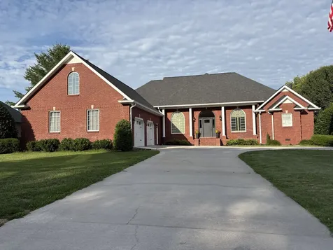 300 Willow Brook Drive Manchester TN 37355