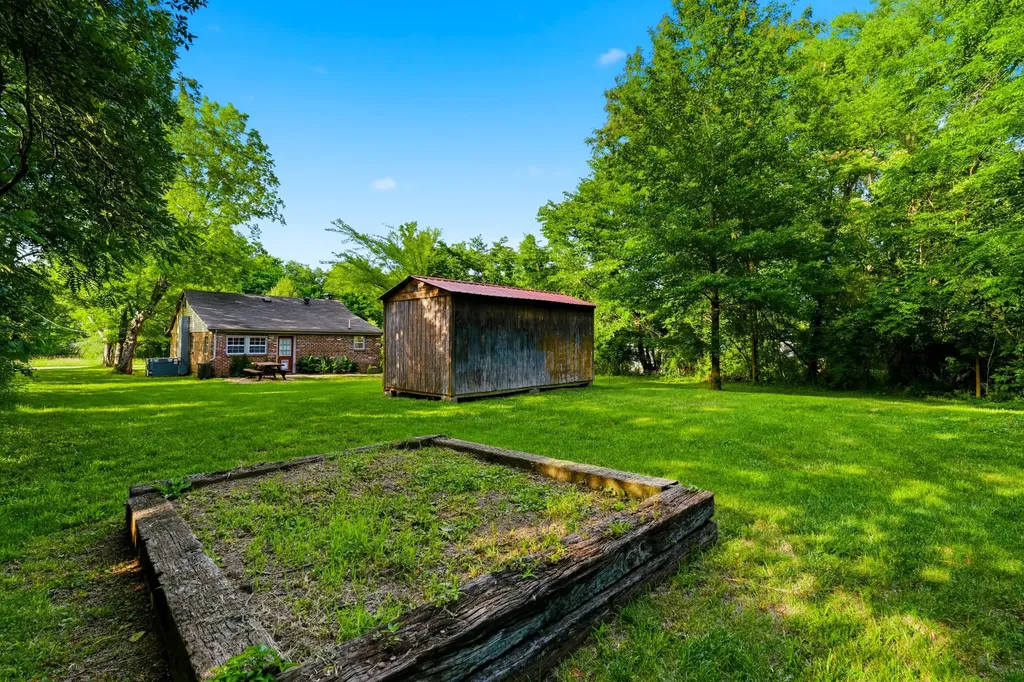 440 W Kingston Springs Road Kingston Springs TN 37082