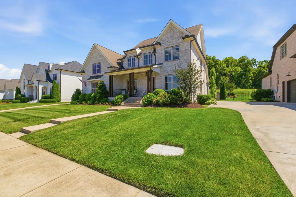 3624 Ronstadt Road Thompsons Station TN 37179
