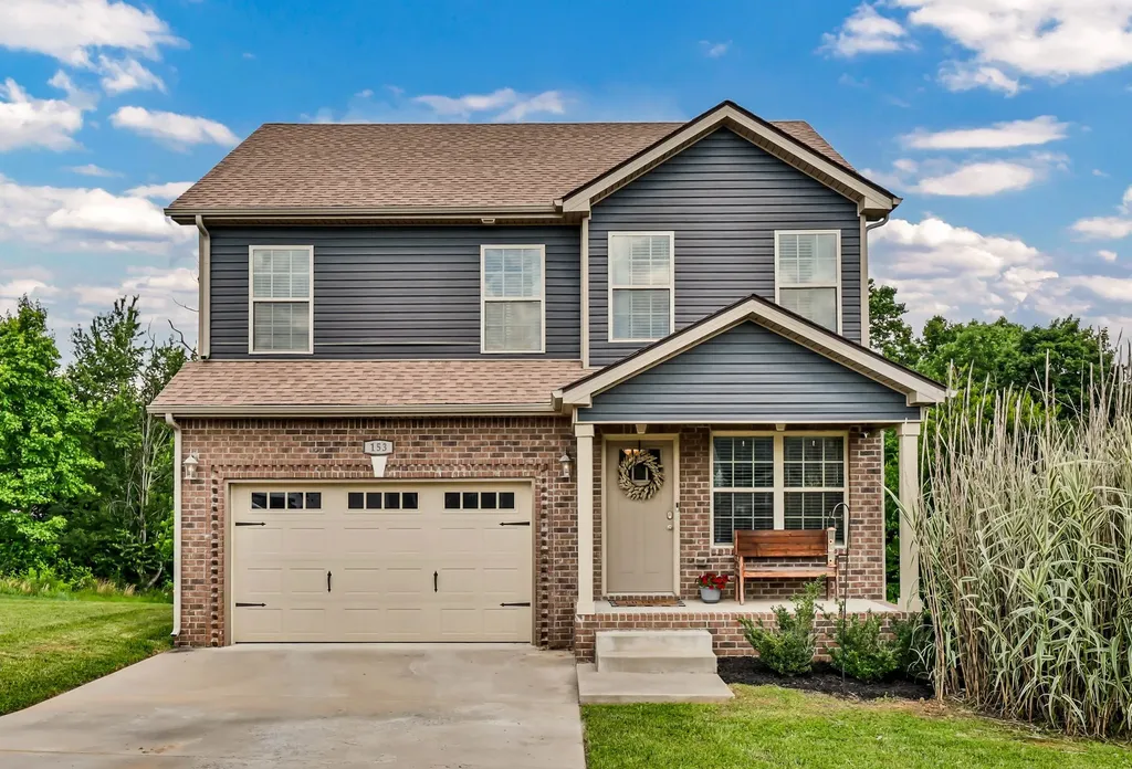 153 Tomahawk Point Clarksville TN 37040