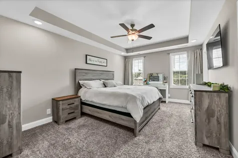 153 Tomahawk Point Clarksville TN 37040