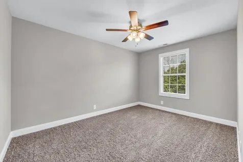 153 Tomahawk Point Clarksville TN 37040