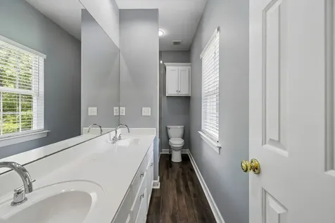 1017 Harpeth Valley Court Nashville TN 37221