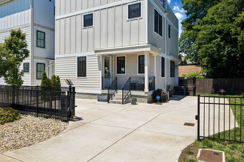1008 59th Ave, N Nashville TN 37209