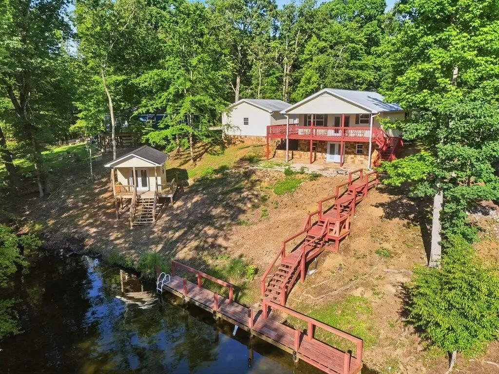 170 Lakeshore Drive Spring City TN 37381