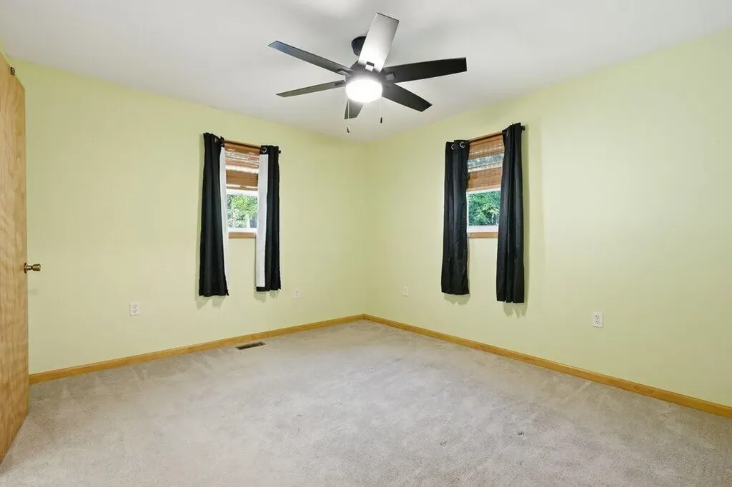 170 Lakeshore Drive Spring City TN 37381