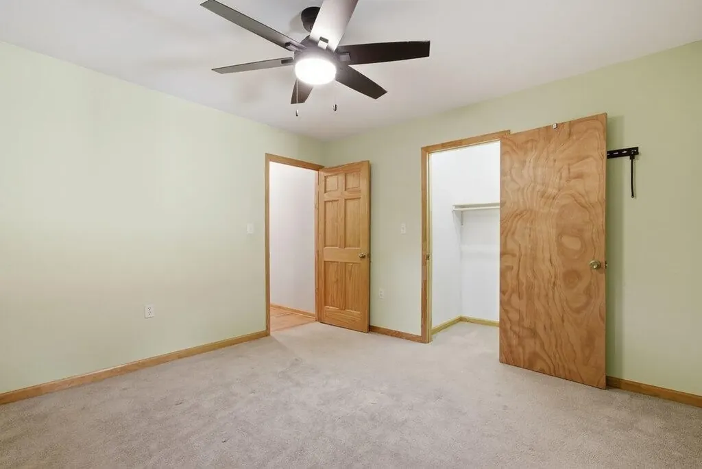170 Lakeshore Drive Spring City TN 37381