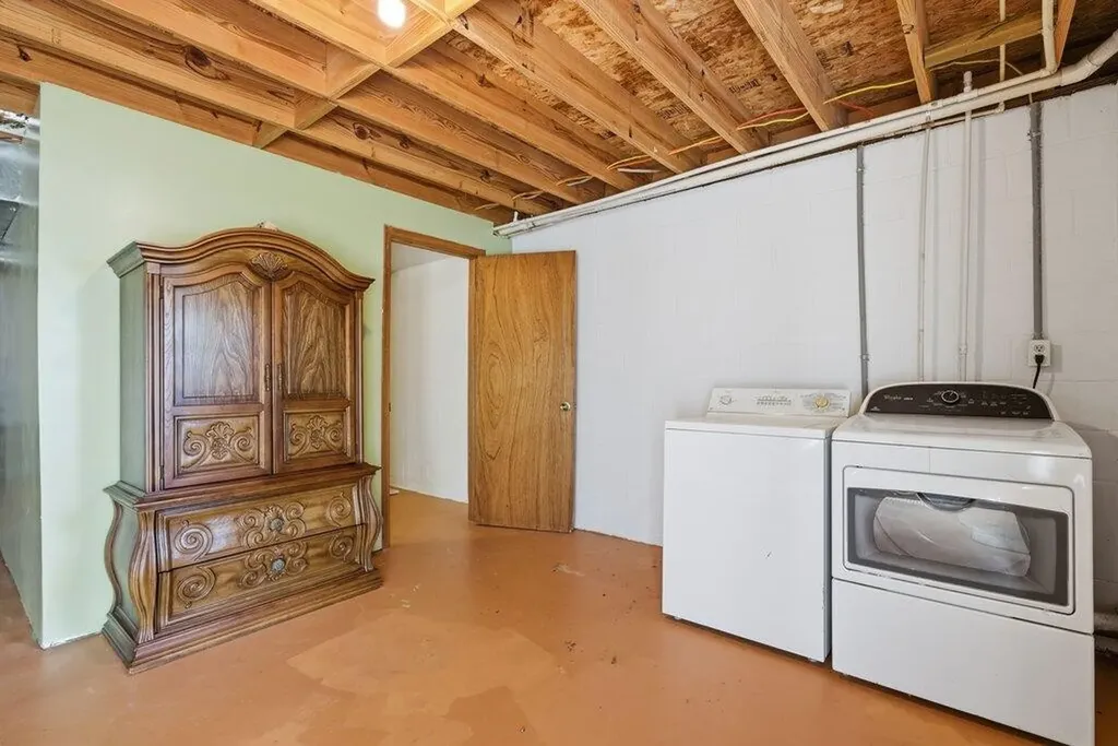 170 Lakeshore Drive Spring City TN 37381