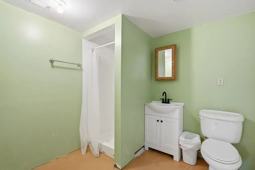 170 Lakeshore Drive Spring City TN 37381