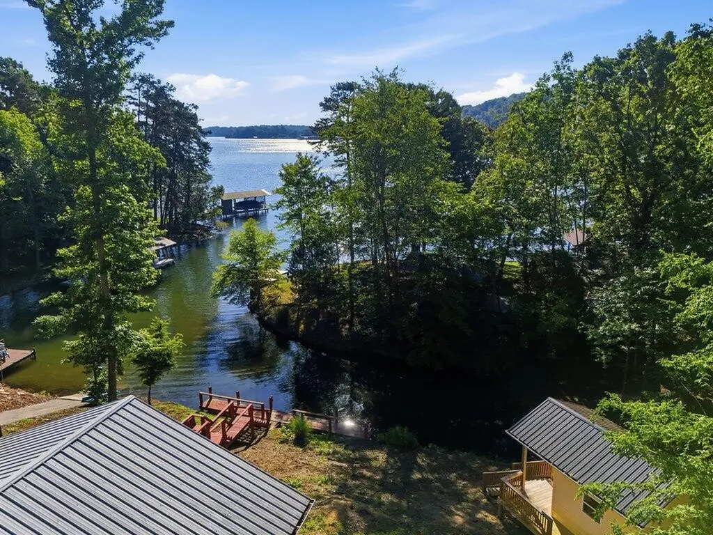 170 Lakeshore Drive Spring City TN 37381
