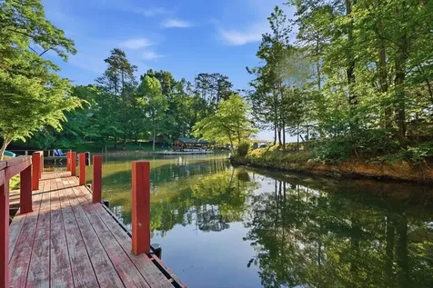 170 Lakeshore Drive Spring City TN 37381