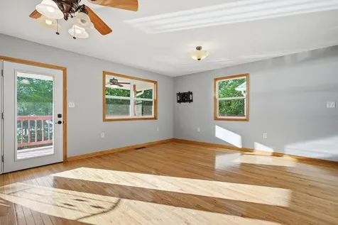 170 Lakeshore Drive Spring City TN 37381