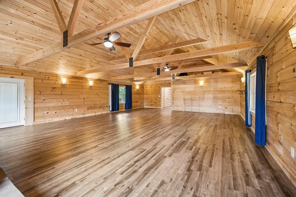 290 Vine Ridge Road, NE Crawford TN 38554