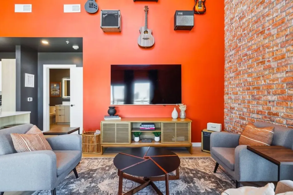 637 7th Ave, S Nashville TN 37203