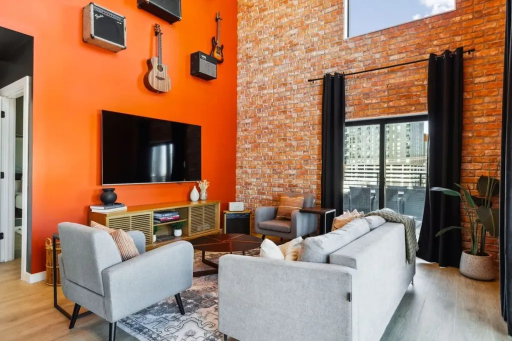 637 7th Ave, S Nashville TN 37203