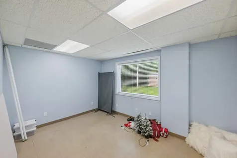 1233 W Main Street Parsons TN 38363