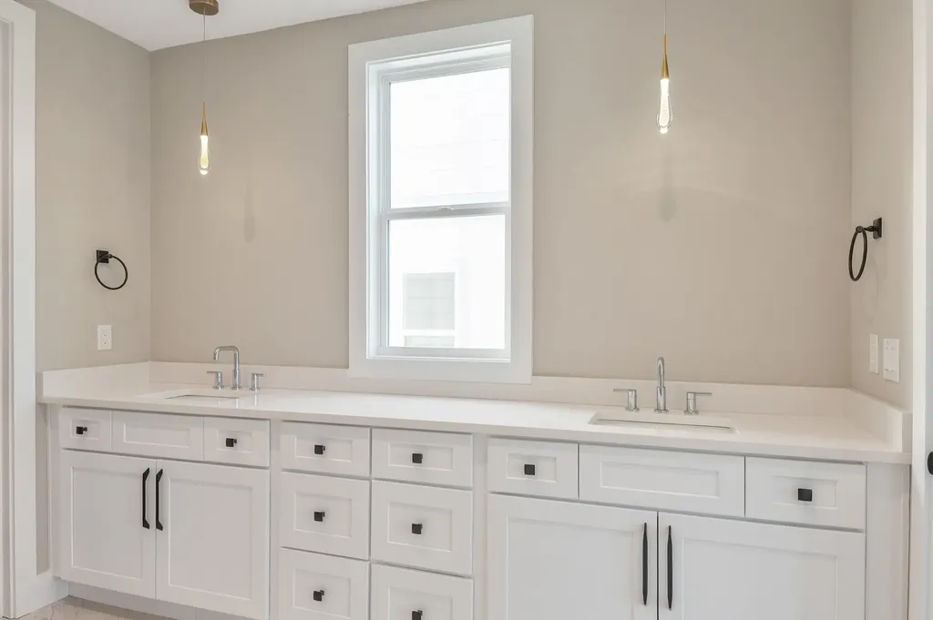 1819 River Drive Nashville TN 37218