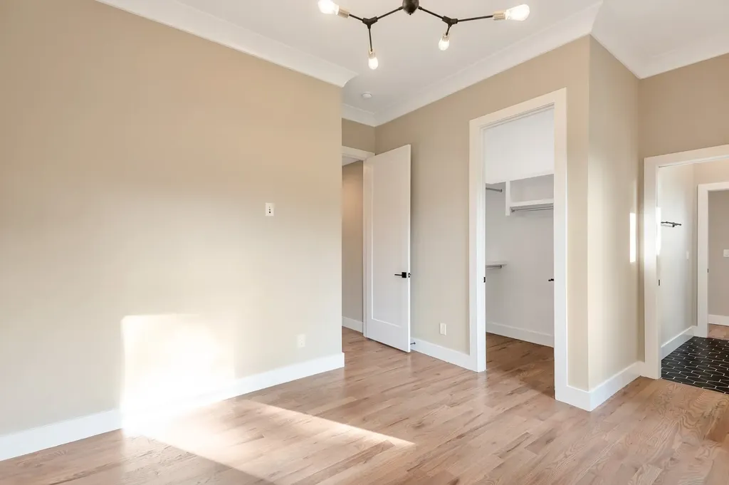 1819 River Drive Nashville TN 37218