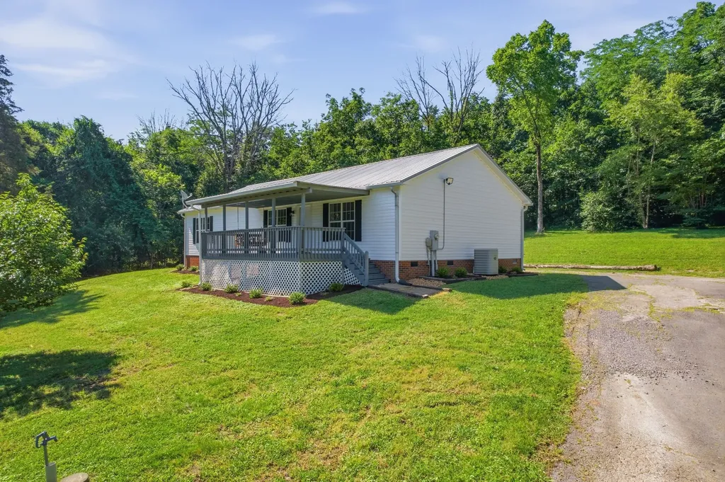 1021B Jordan Road Lascassas TN 37085