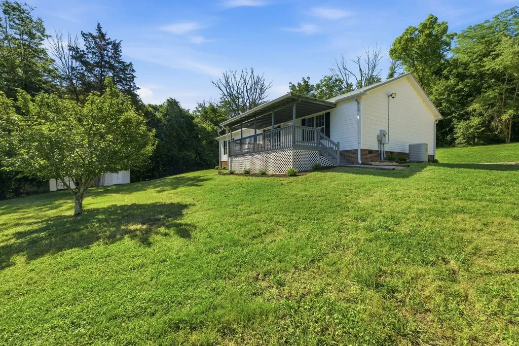 1021B Jordan Road Lascassas TN 37085