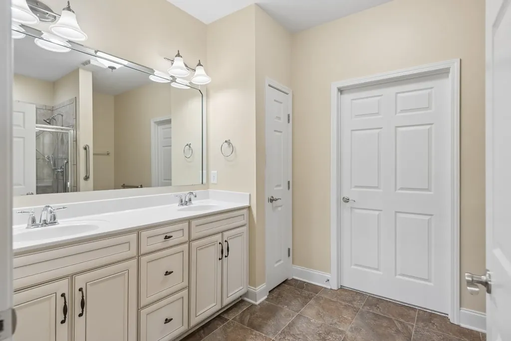 2124 Albatross Way Gallatin TN 37066