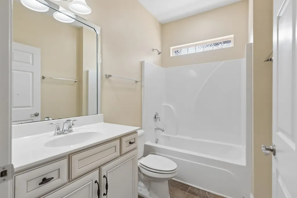 2124 Albatross Way Gallatin TN 37066