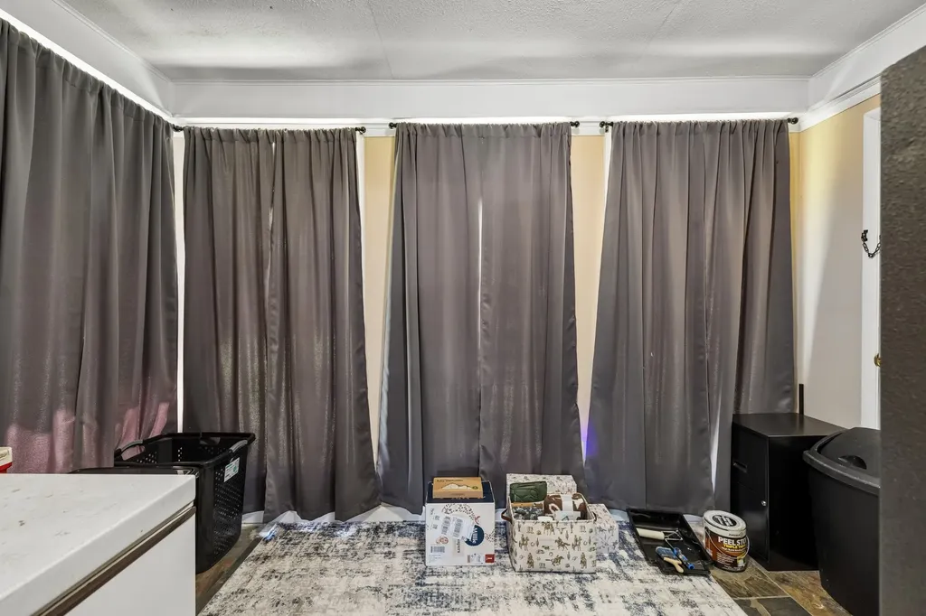 161 Kempville Highway Pleasant Shade TN 37145