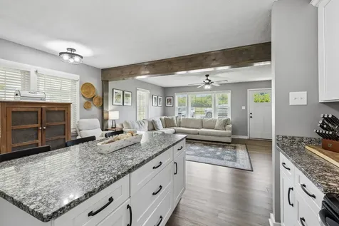 161 Kempville Highway Pleasant Shade TN 37145