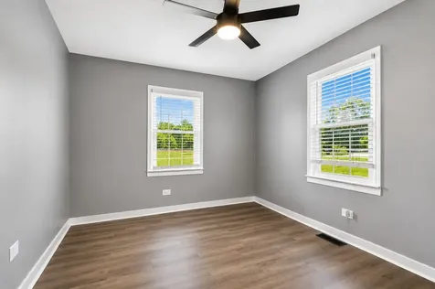 161 Kempville Highway Pleasant Shade TN 37145